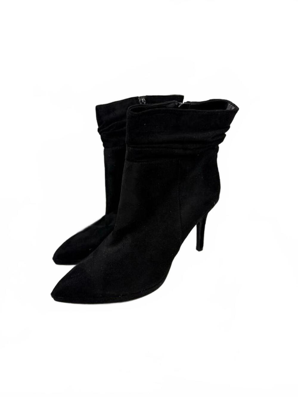 Cute Worthington Boots Size 10